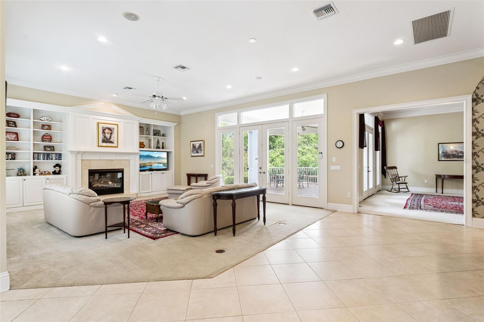 Image 31 of 73 For 915 Westpark Drive