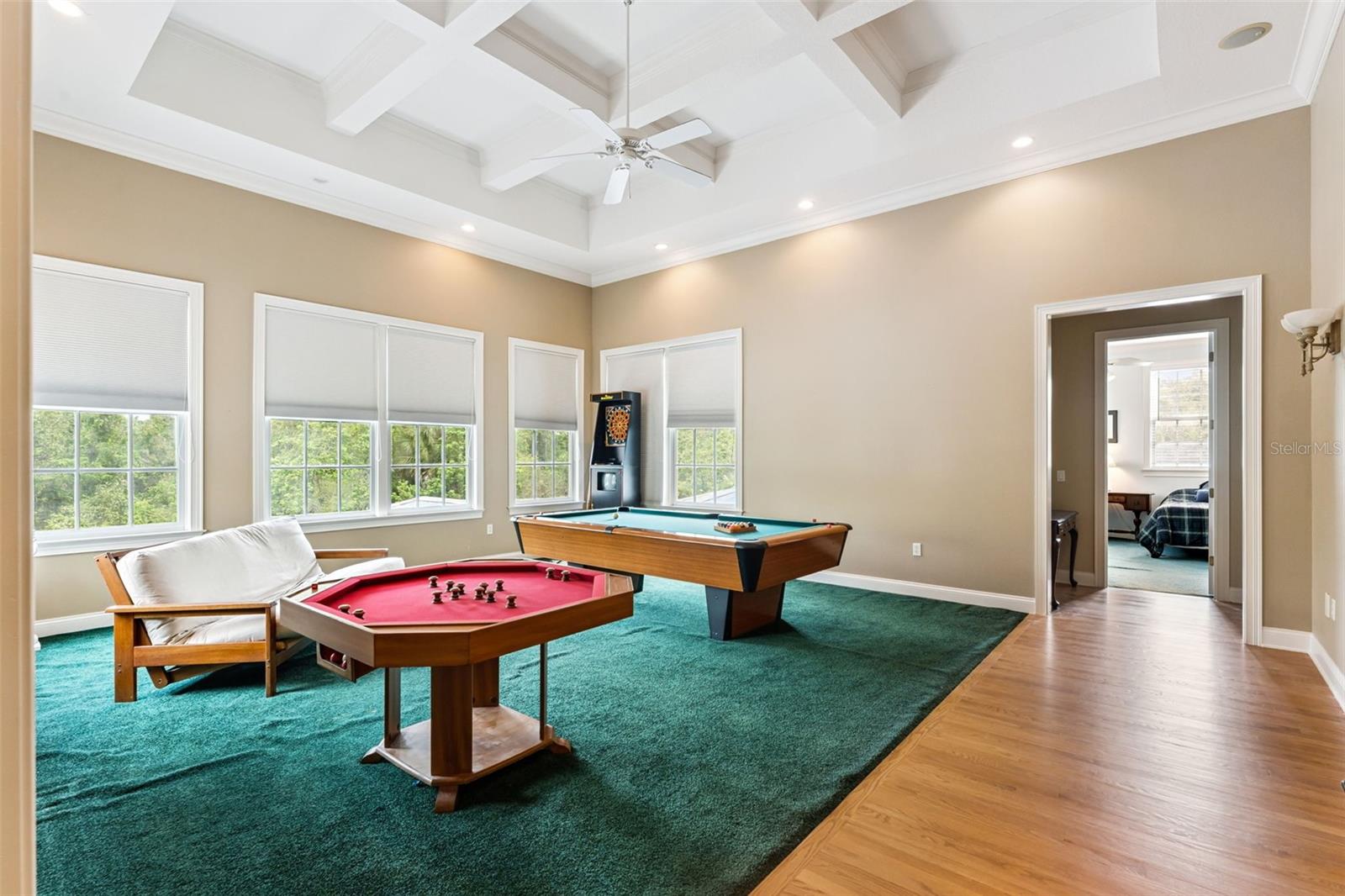 Image 41 of 73 For 915 Westpark Drive