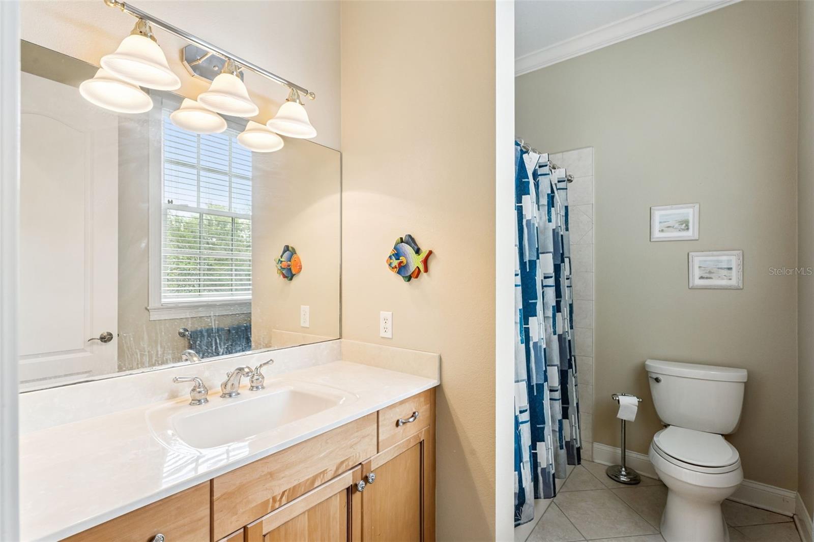 Image 50 of 73 For 915 Westpark Drive