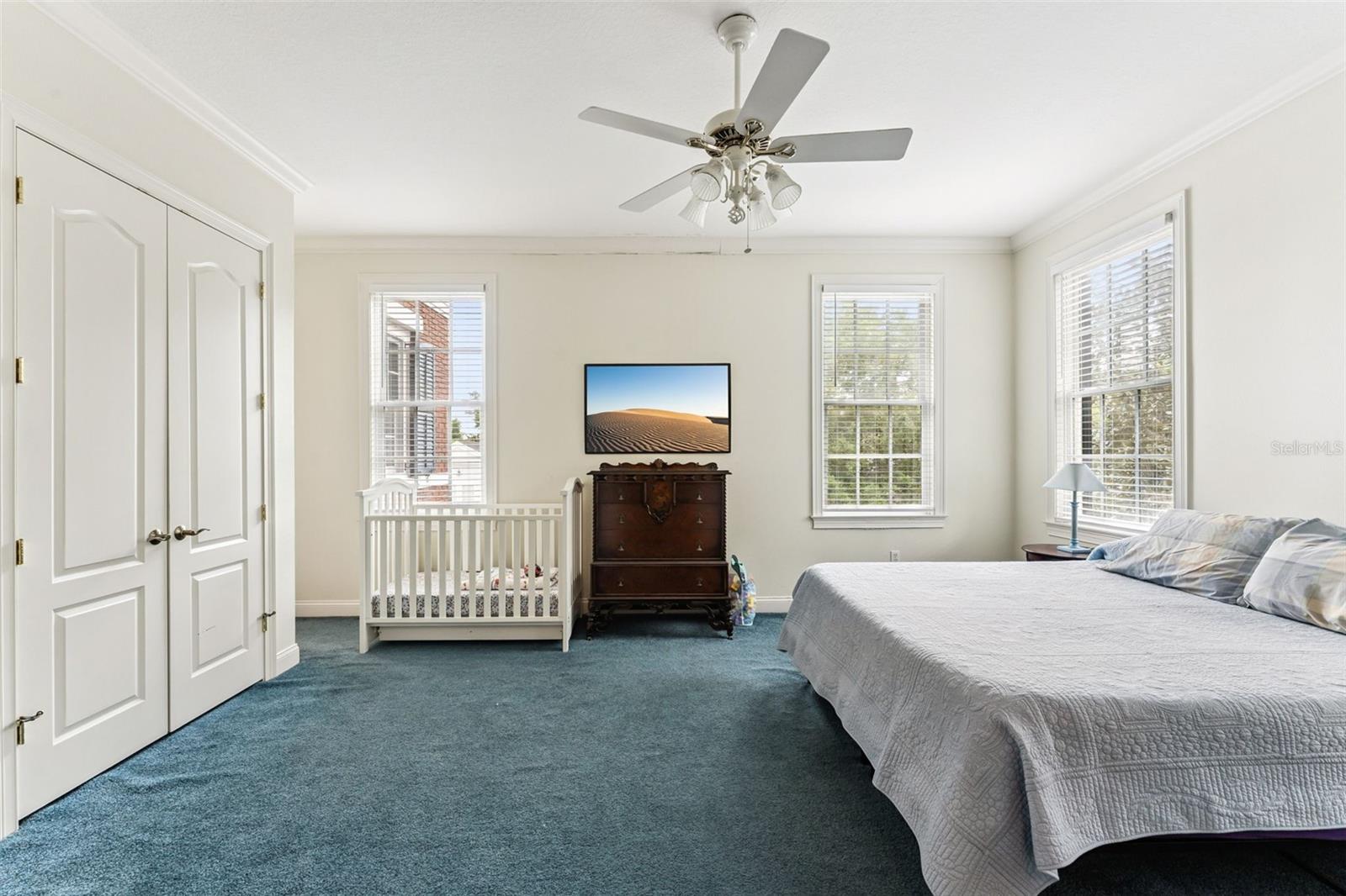 Image 52 of 73 For 915 Westpark Drive