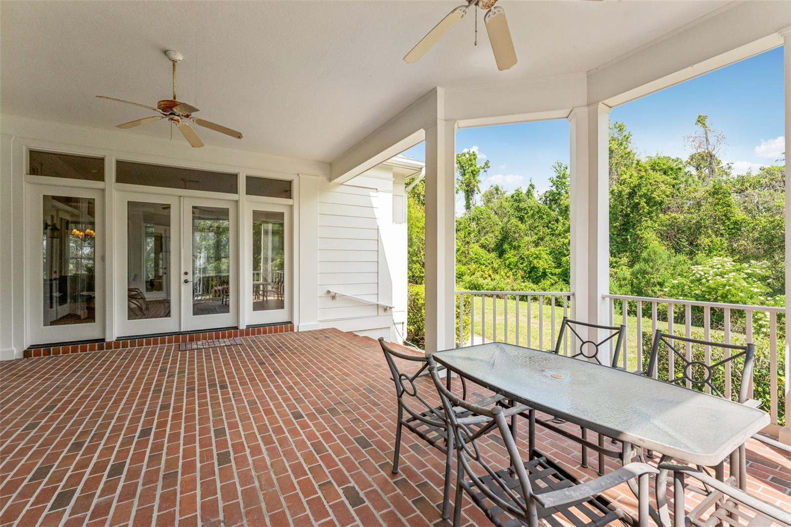 Image 57 of 73 For 915 Westpark Drive