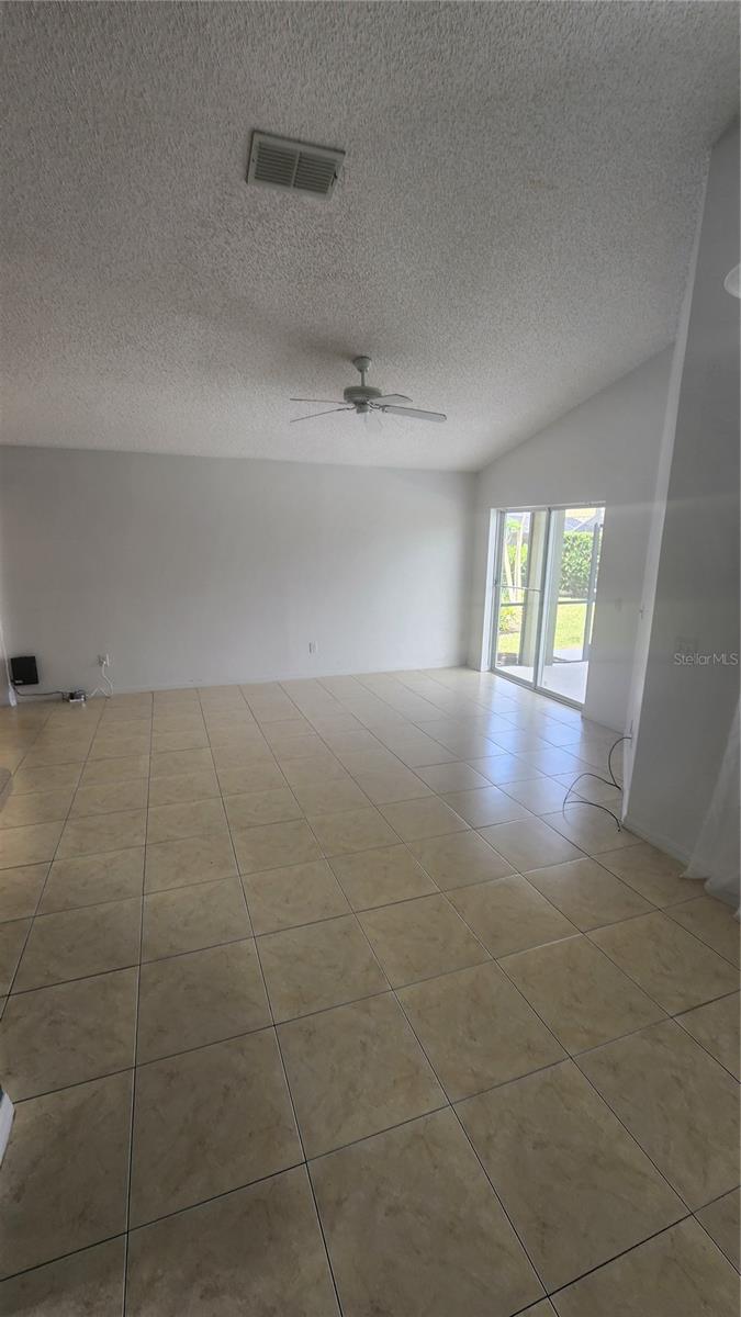 Image 18 of 93 For 2618 Emerald Island Boulevard