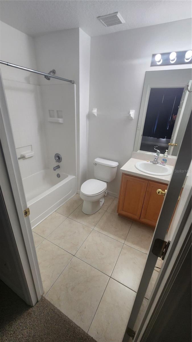 Image 6 of 93 For 2618 Emerald Island Boulevard