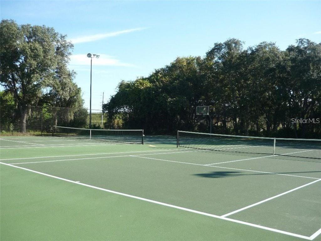 Image 65 of 93 For 2618 Emerald Island Boulevard