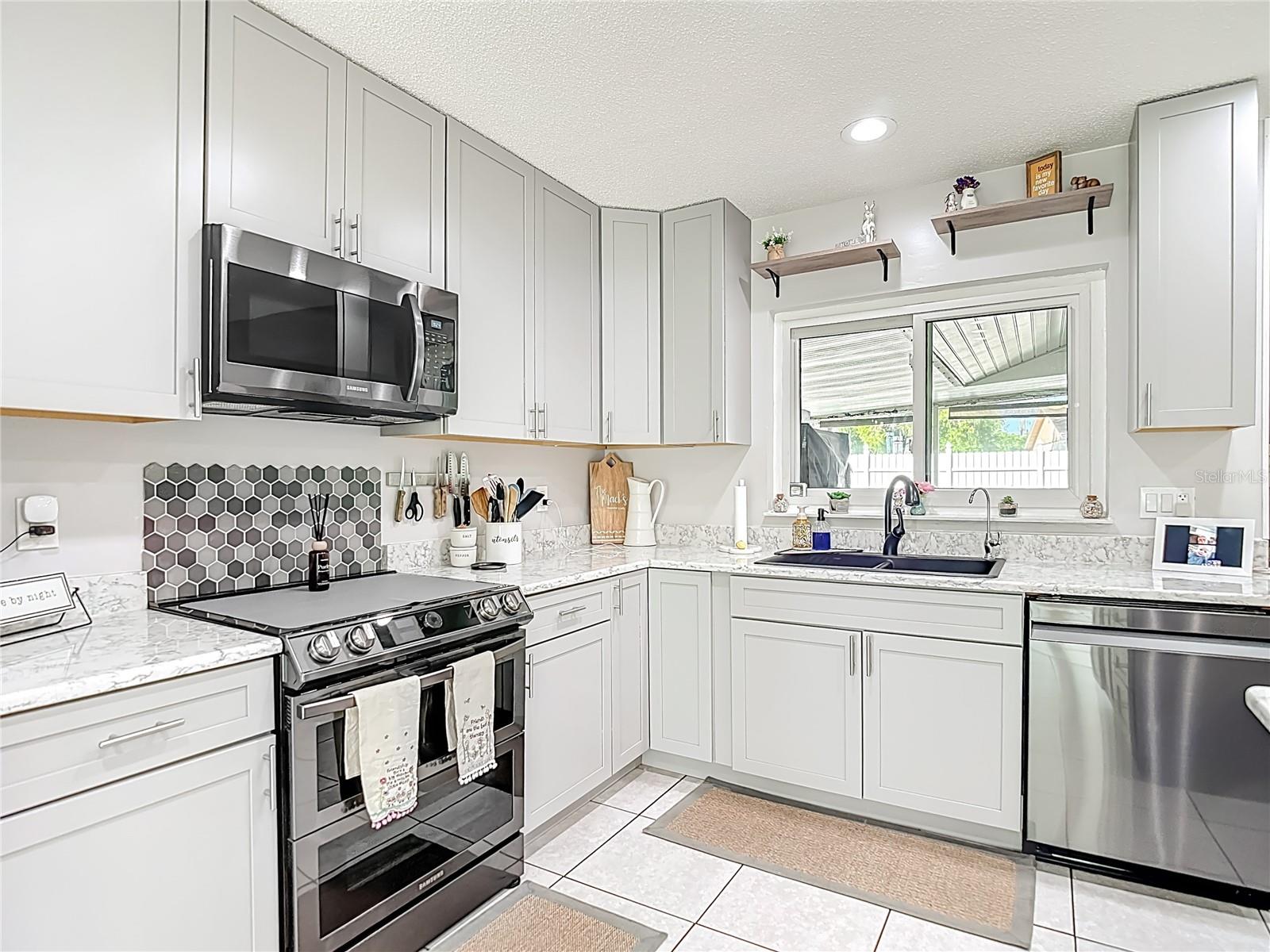 Image 17 of 69 For 3729 Sand Pebble Drive