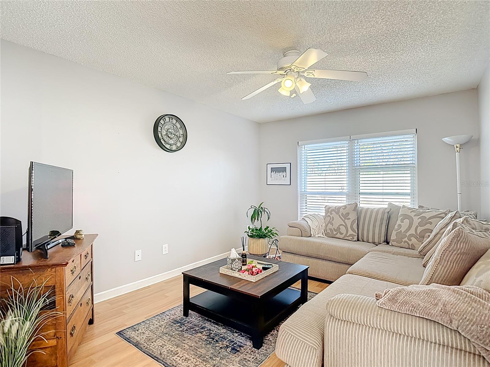 Image 4 of 69 For 3729 Sand Pebble Drive