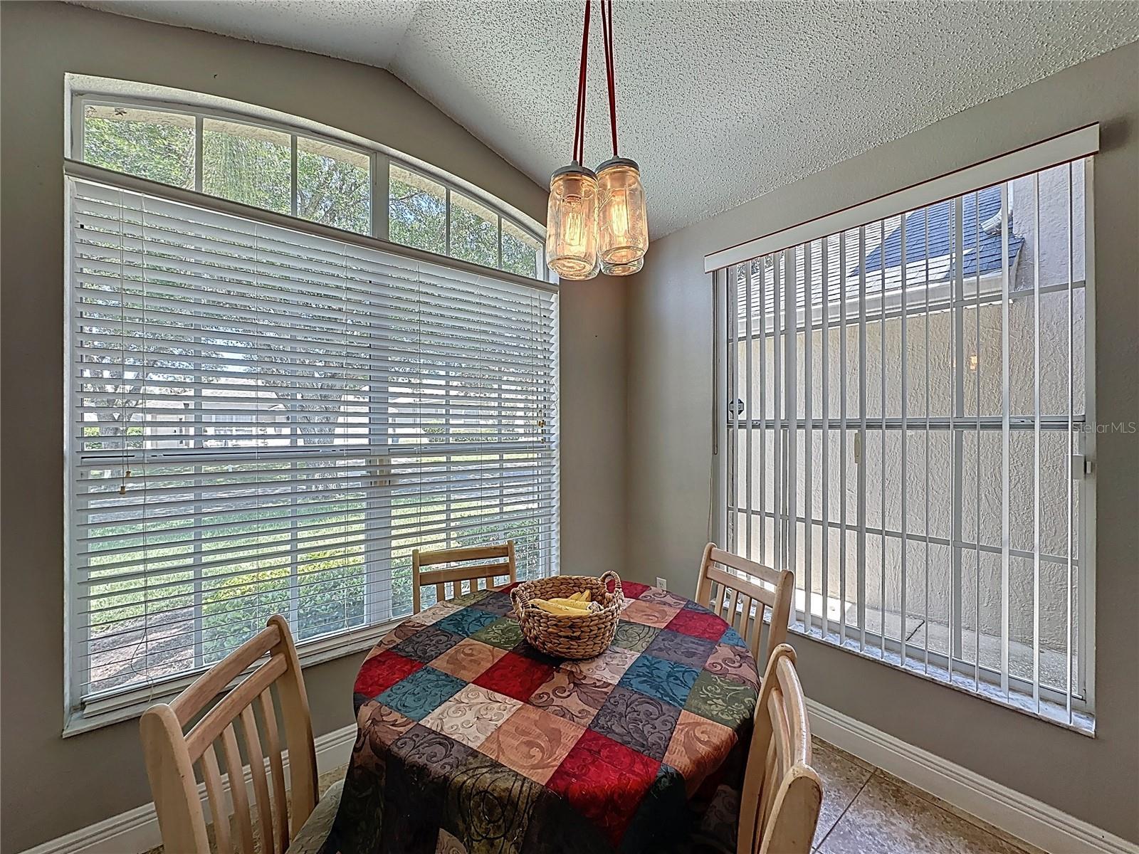 Image 16 of 88 For 2213 Mallory Circle