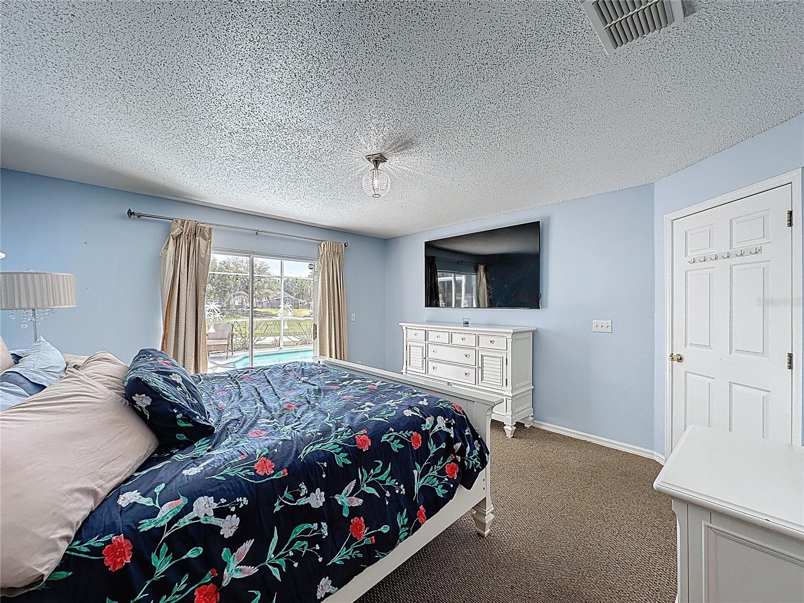 Image 29 of 88 For 2213 Mallory Circle