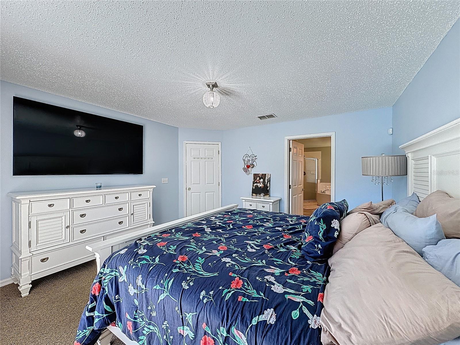 Image 31 of 88 For 2213 Mallory Circle