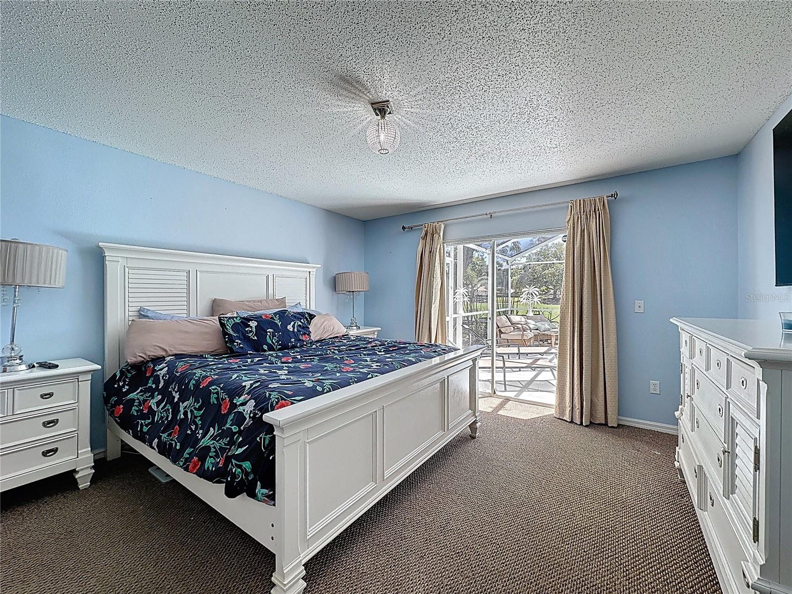 Image 33 of 88 For 2213 Mallory Circle