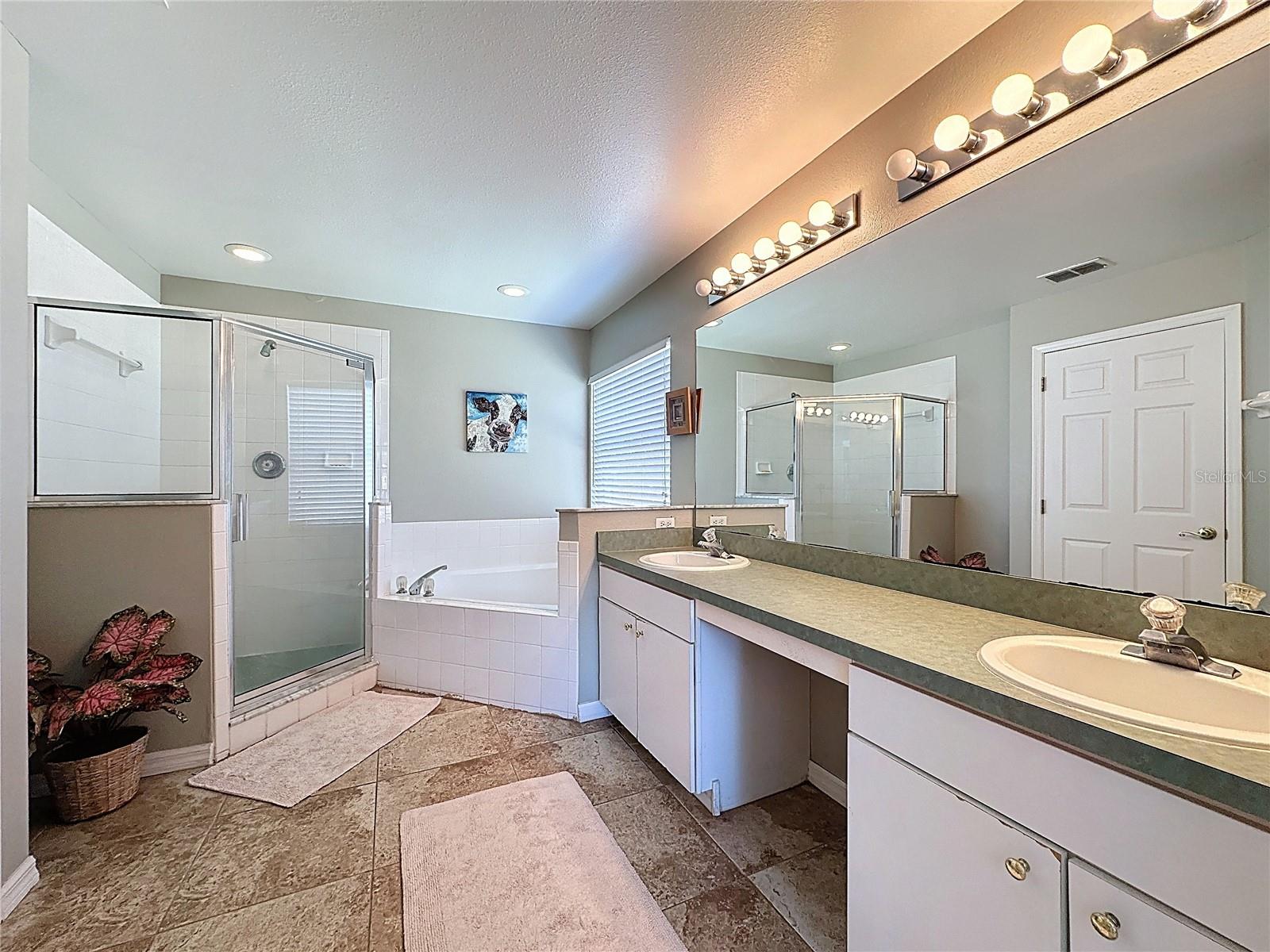 Image 35 of 88 For 2213 Mallory Circle