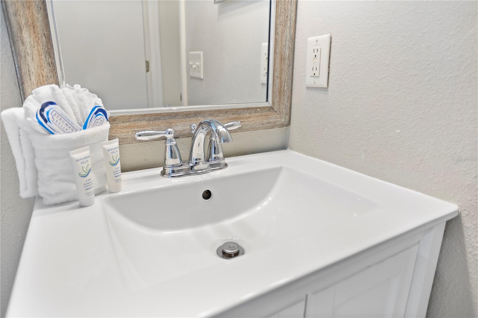 Image 21 of 40 For 3138 Britannia Boulevard C