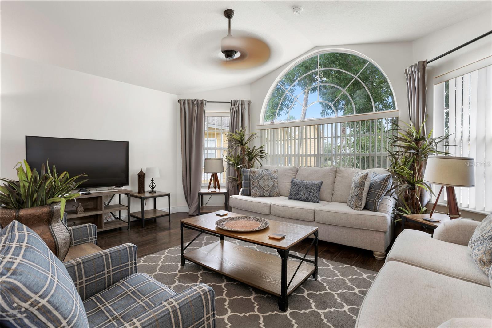 Image 5 of 40 For 3138 Britannia Boulevard C