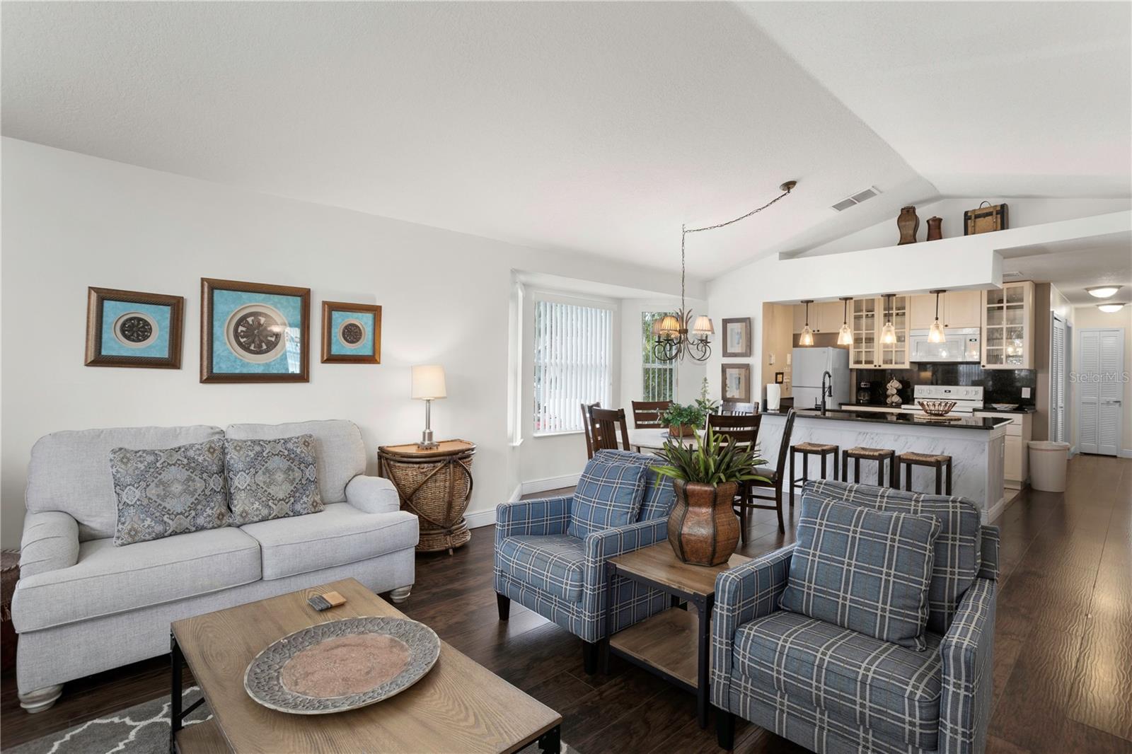 Image 6 of 40 For 3138 Britannia Boulevard C