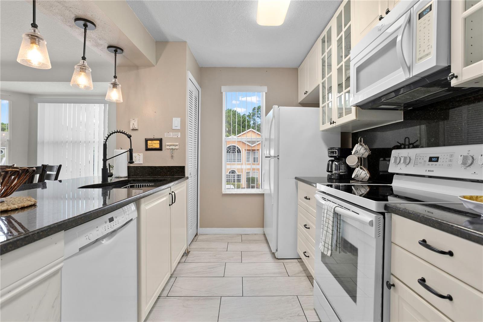 Image 9 of 40 For 3138 Britannia Boulevard C