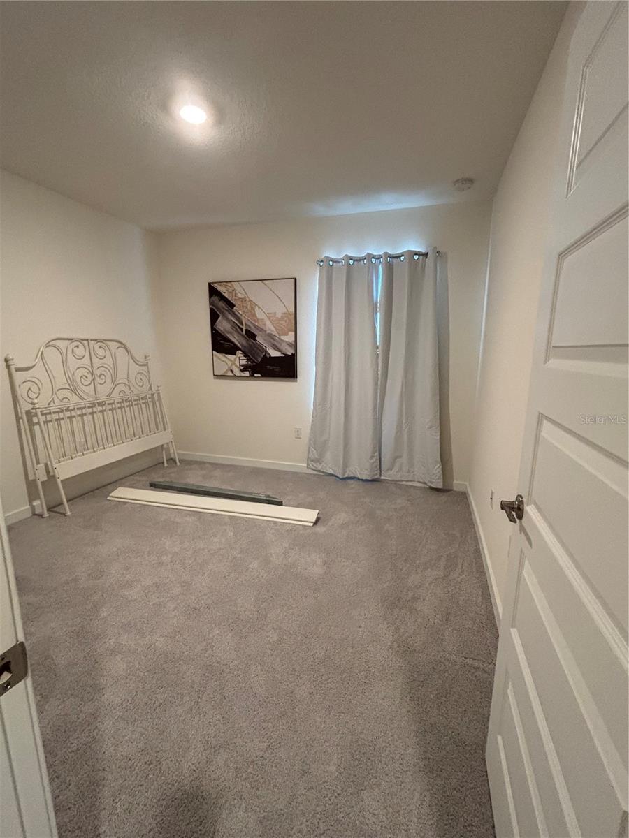 Image 11 of 37 For 464 Talisi Loop