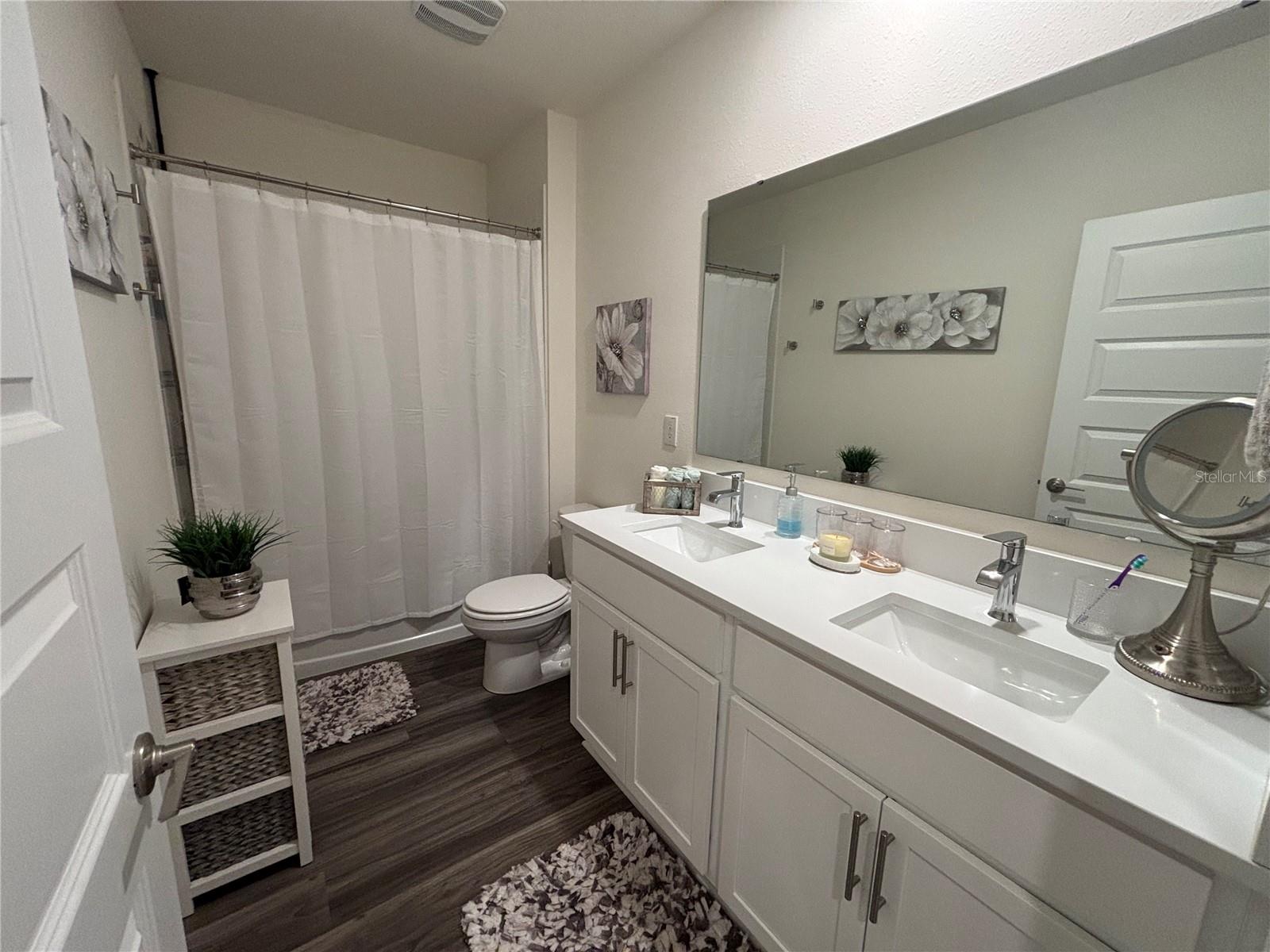 Image 30 of 37 For 464 Talisi Loop