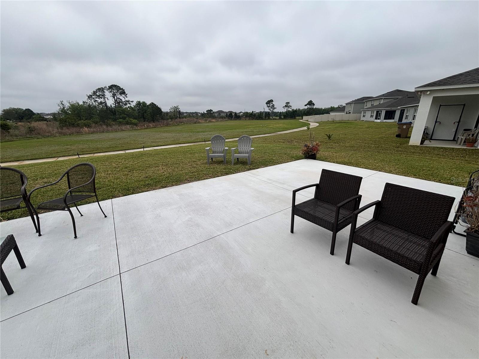 Image 5 of 37 For 464 Talisi Loop