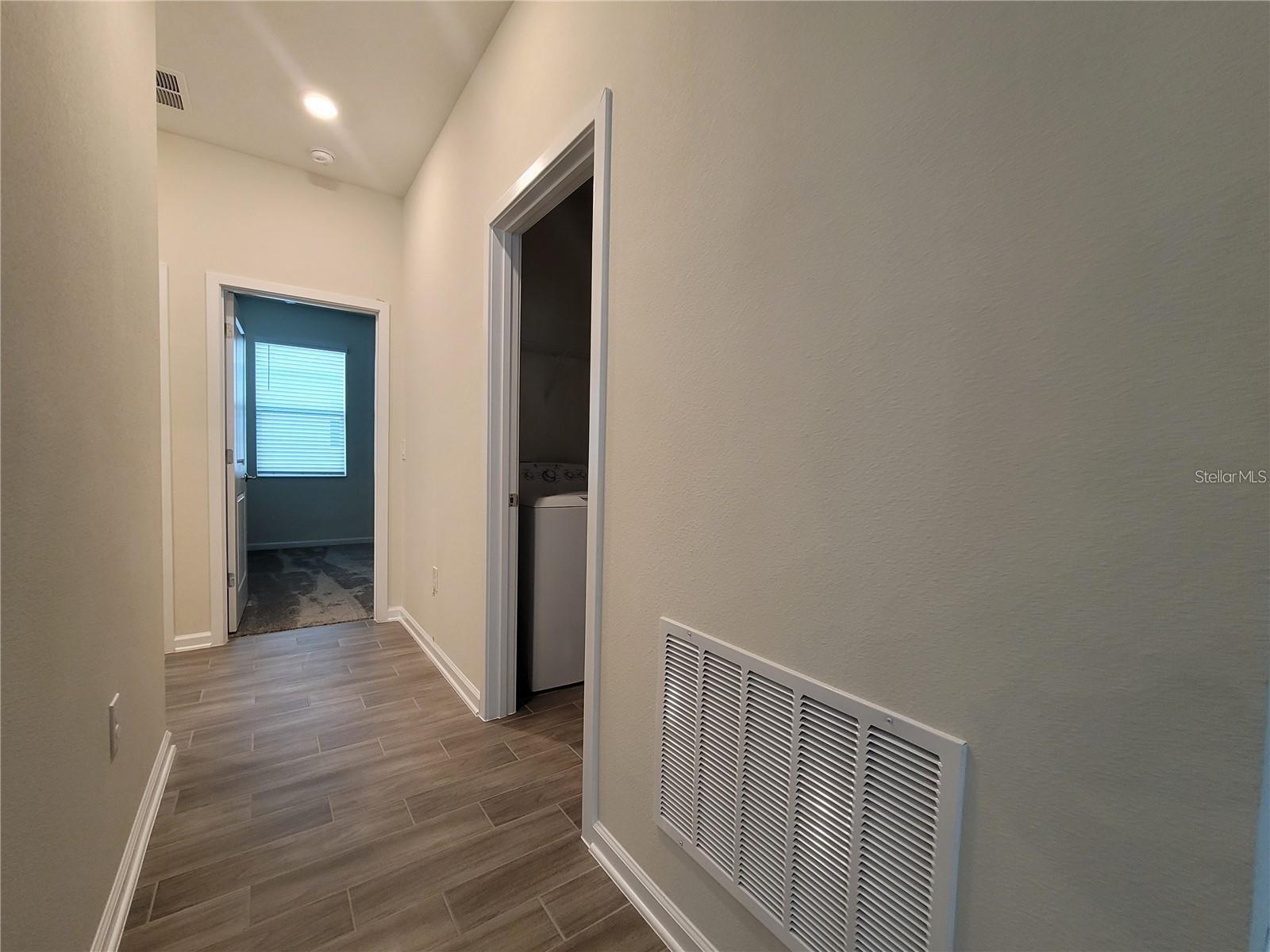 Image 13 of 32 For 5579 Bakewell Place