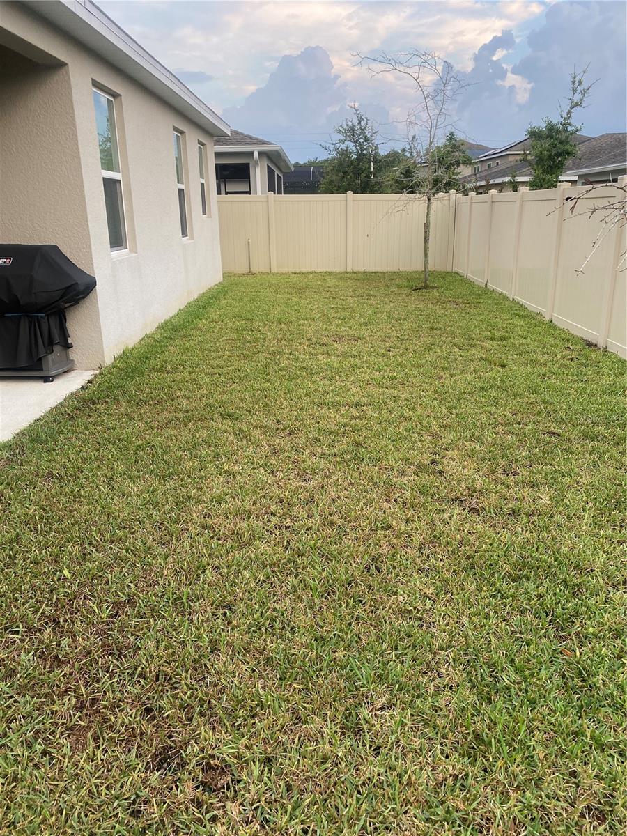 Image 8 of 32 For 5579 Bakewell Place