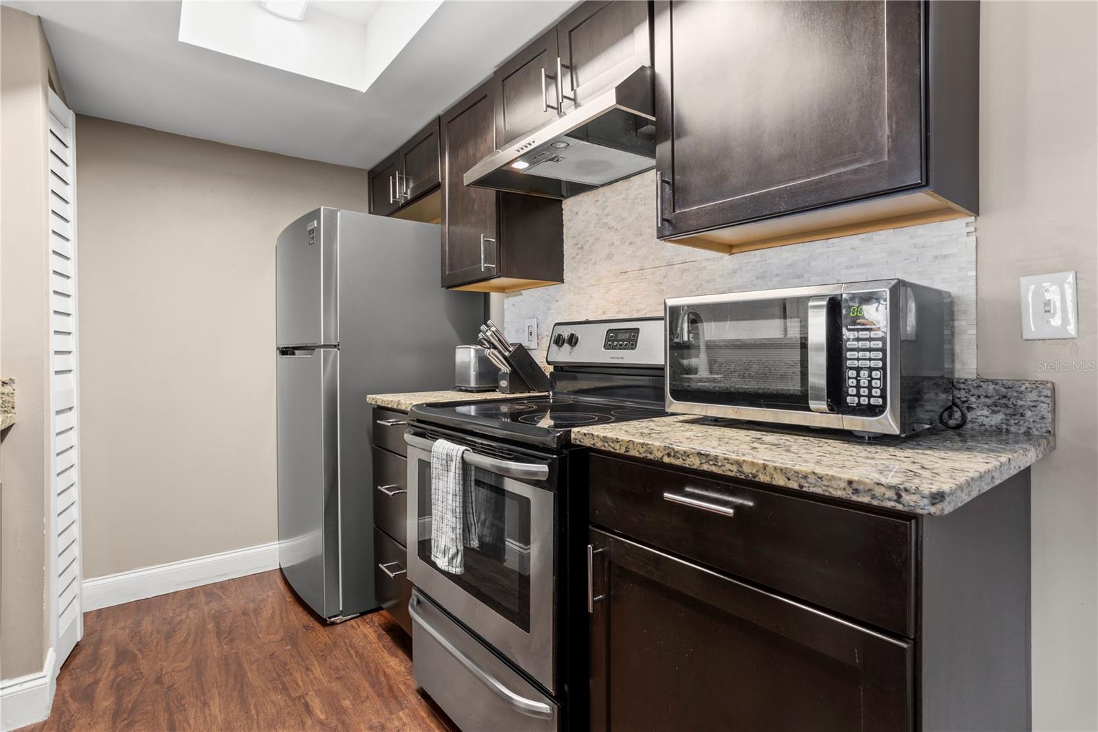 Image 11 of 37 For 2749 Poinciana Boulevard 15