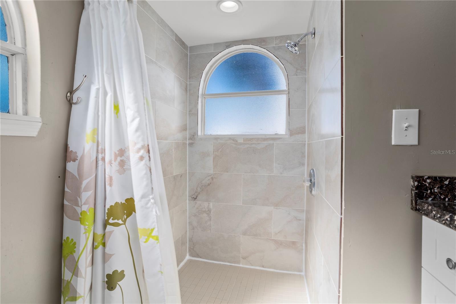 Image 19 of 37 For 2749 Poinciana Boulevard 15