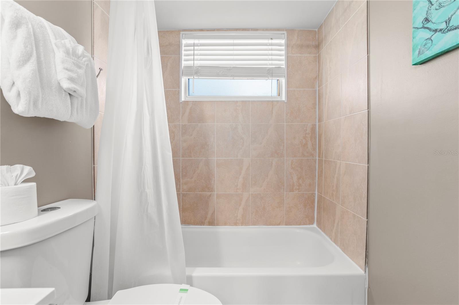 Image 25 of 37 For 2749 Poinciana Boulevard 15