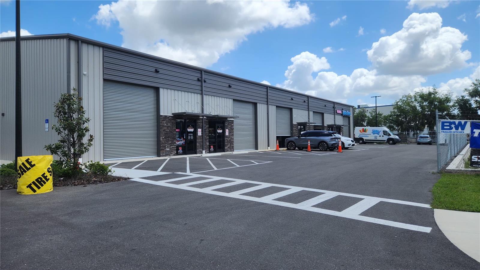 Image 3 of 5 For 1800 Corporate Center Lane