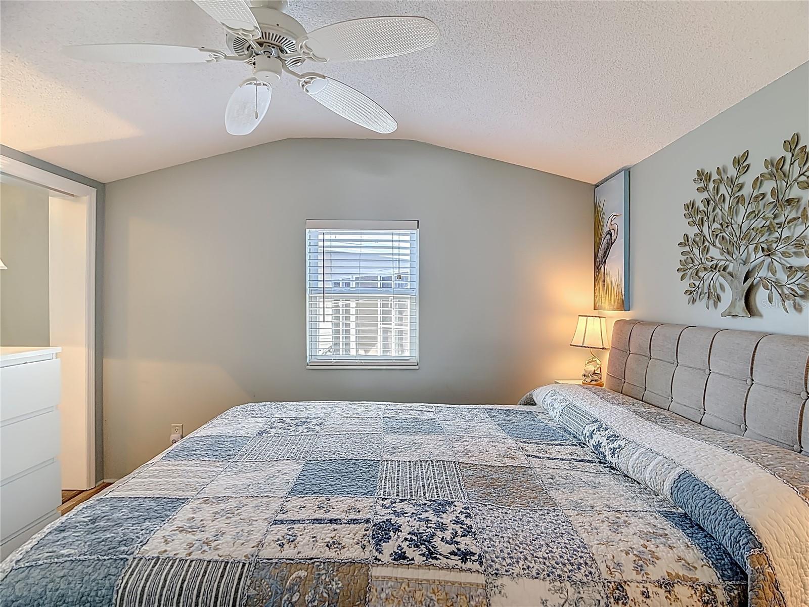 Image 18 of 29 For 9000 Us Hwy 192 # 537  537