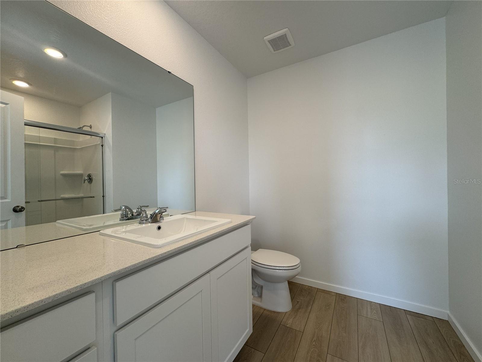 Image 13 of 21 For 830 Lynx Street