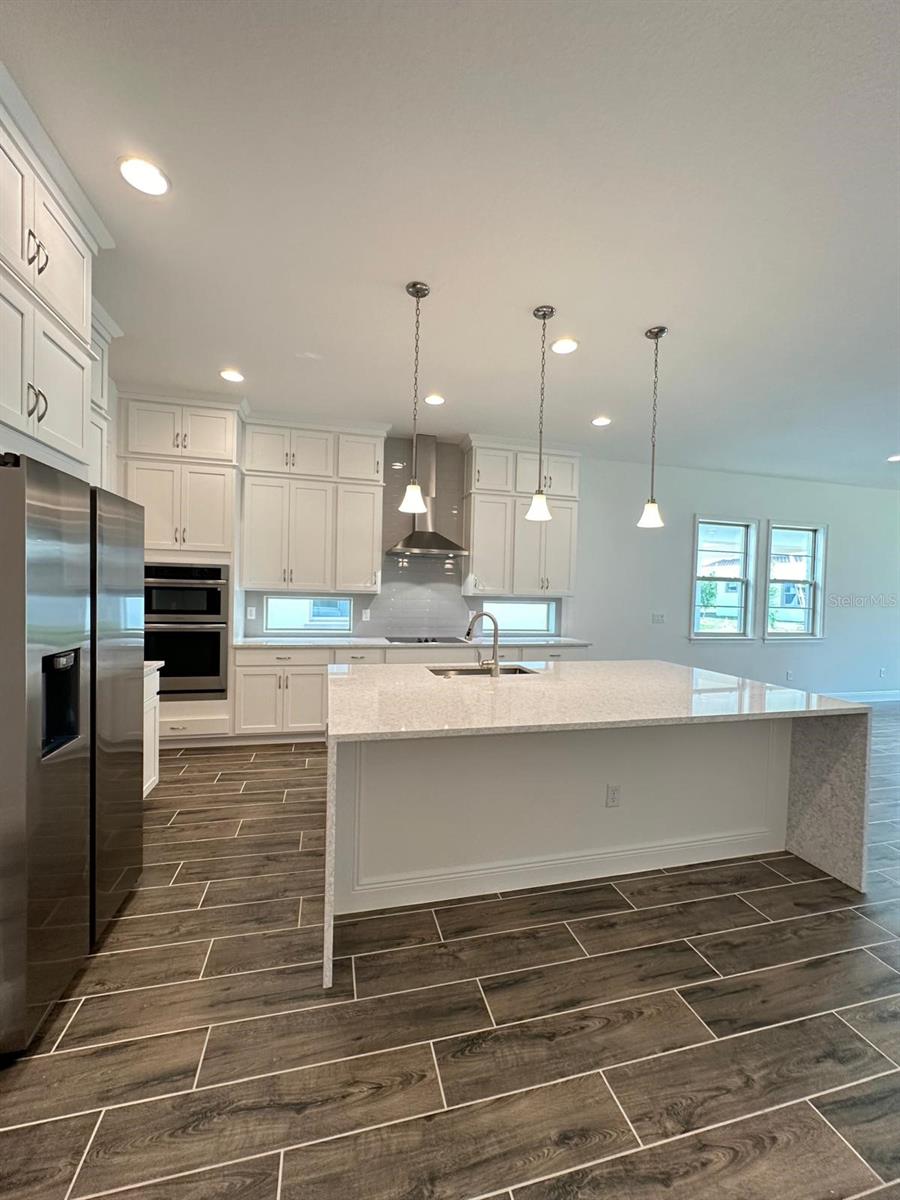 Image 11 of 54 For 13724 Larkton Lane