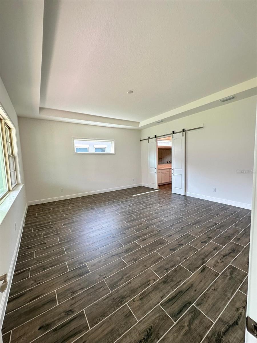 Image 16 of 54 For 13724 Larkton Lane