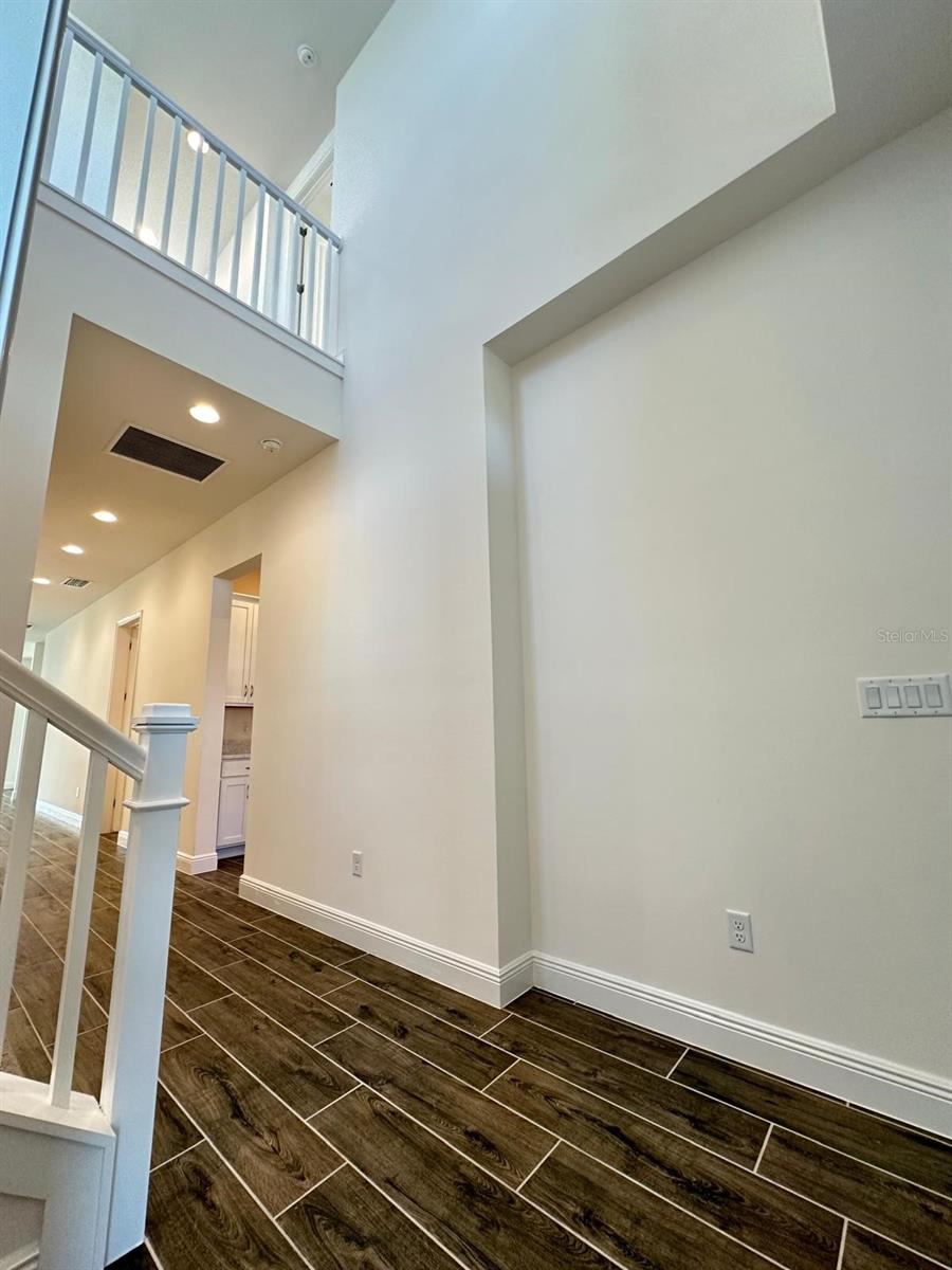 Image 27 of 54 For 13724 Larkton Lane