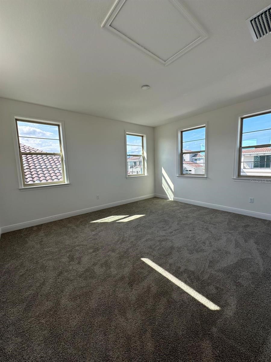 Image 31 of 54 For 13724 Larkton Lane