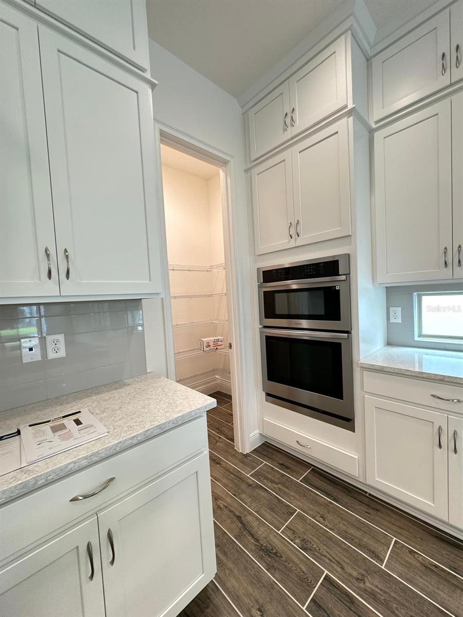 Image 6 of 54 For 13724 Larkton Lane