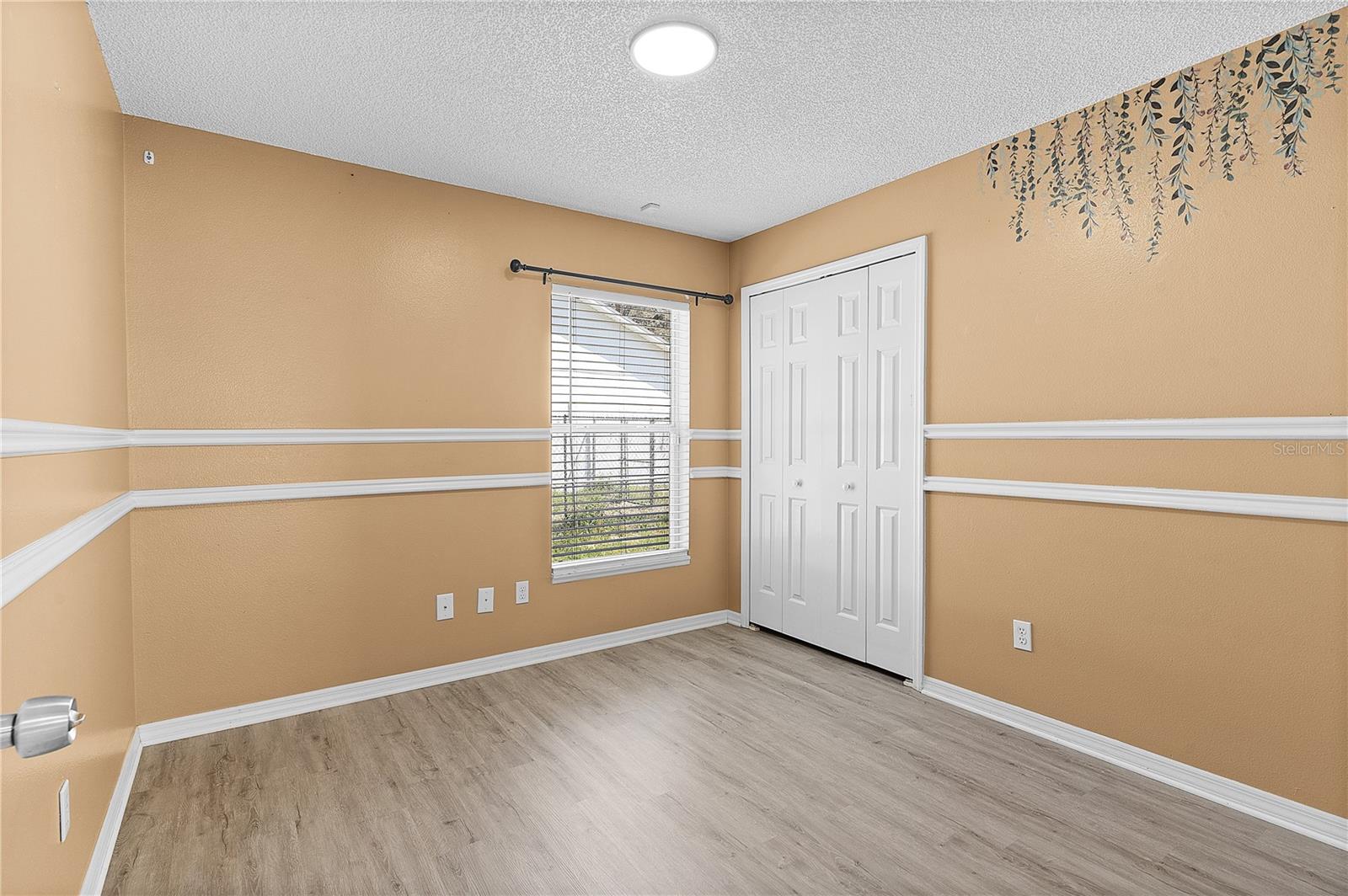 Image 32 of 50 For 40045 Palm Street