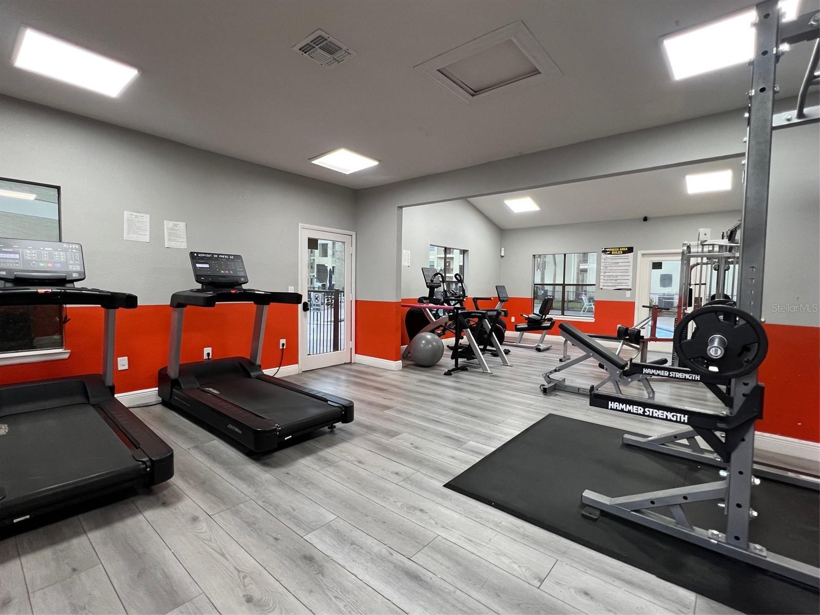 Image 21 of 27 For 3028 Parkway Boulevard 208