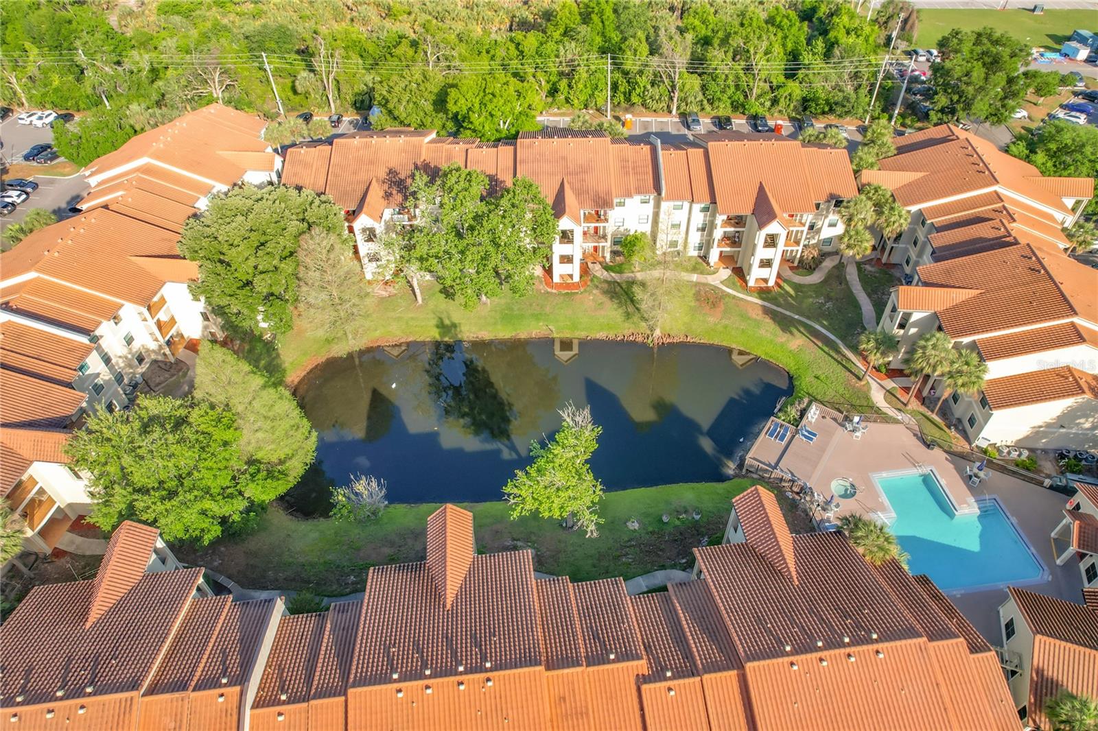 Image 26 of 27 For 3028 Parkway Boulevard 208