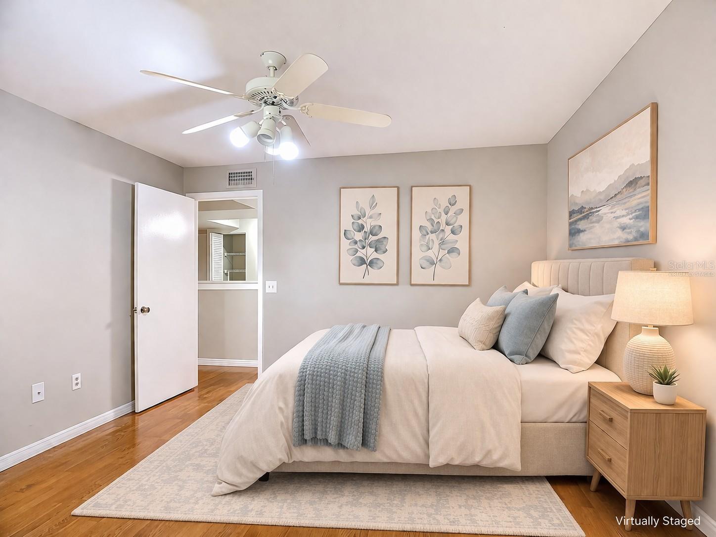 Image 7 of 27 For 3028 Parkway Boulevard 208