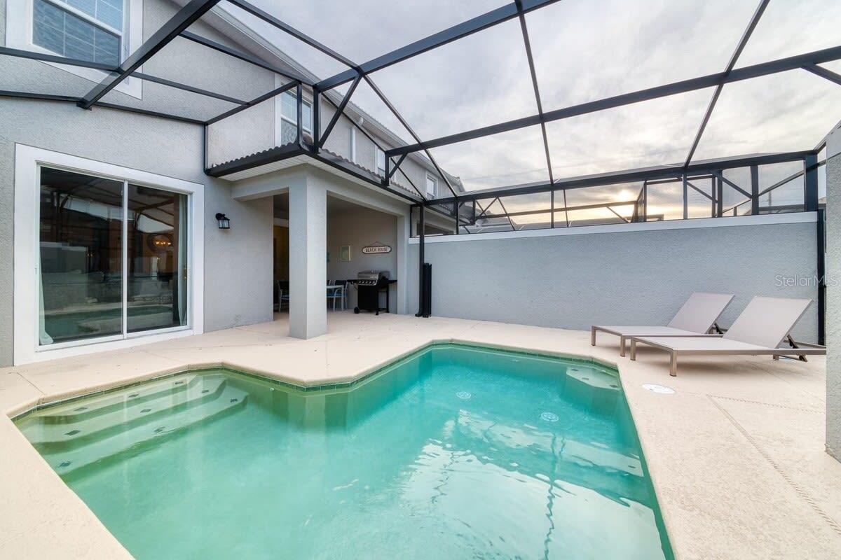 Image 23 of 41 For 4827 Dedication Street