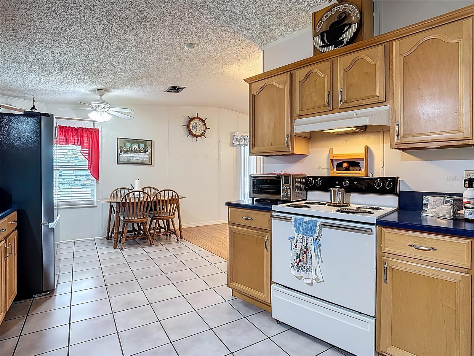 Image 16 of 28 For 311 Nesbitt Park Ave