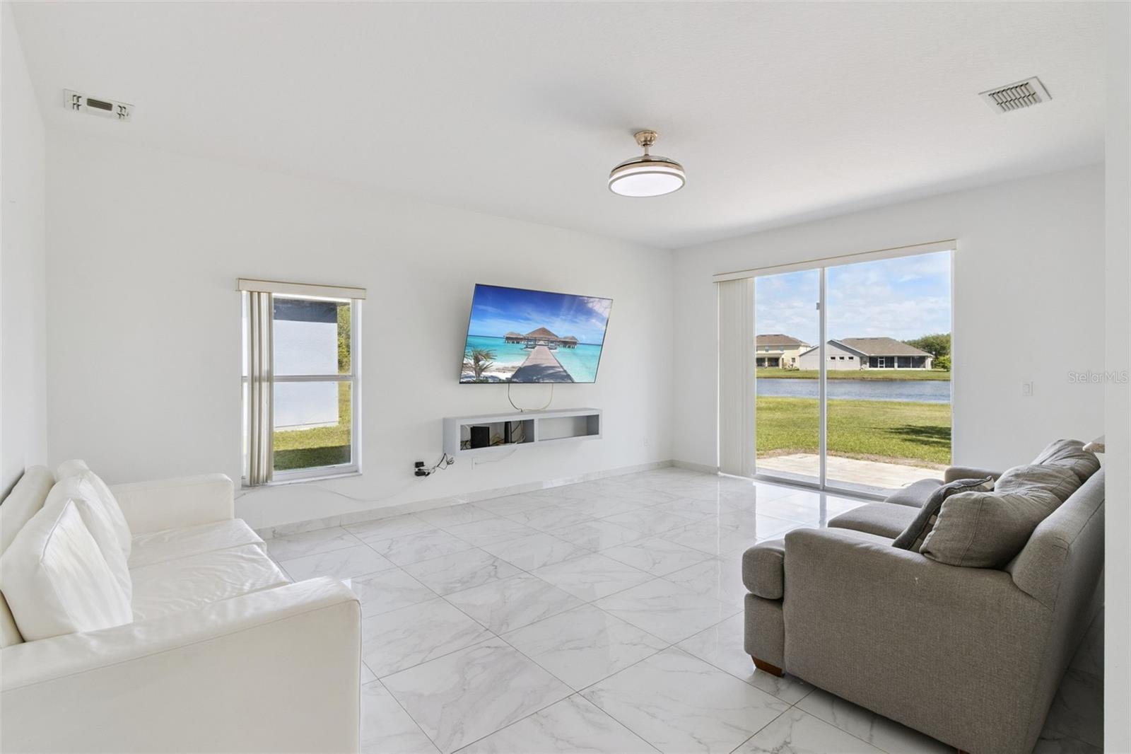 Image 11 of 33 For 2676 Patrician Circle