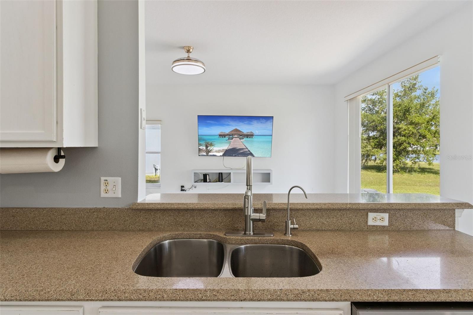 Image 14 of 33 For 2676 Patrician Circle