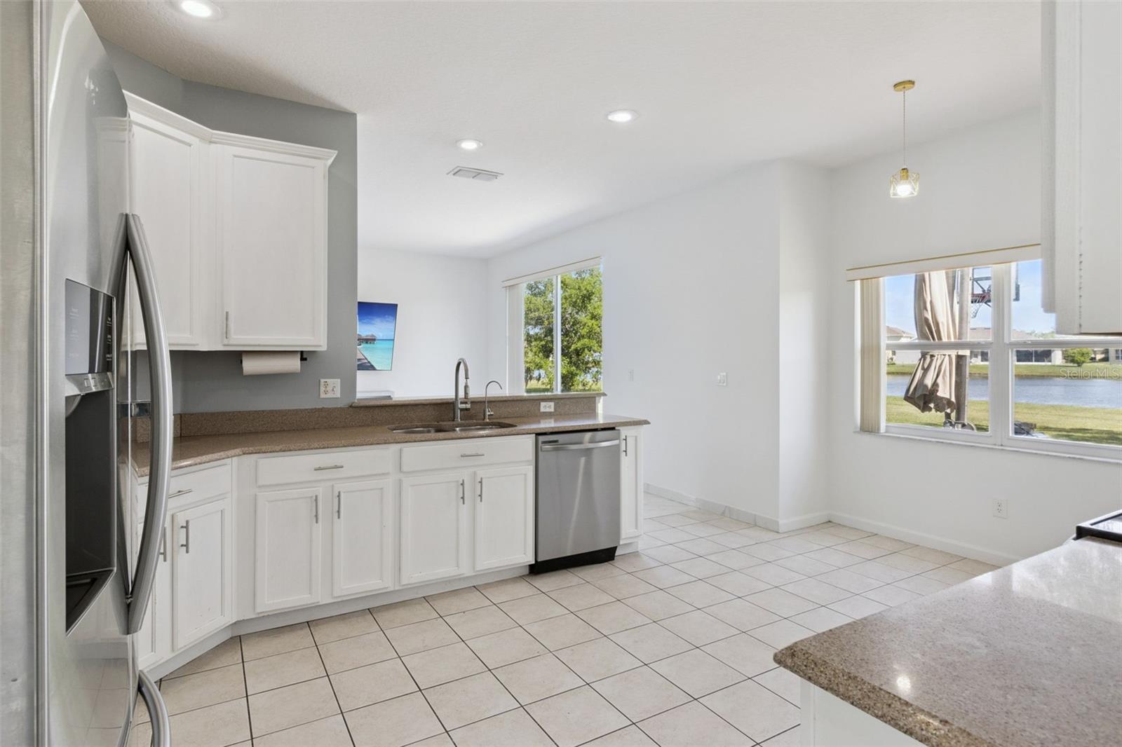 Image 16 of 33 For 2676 Patrician Circle