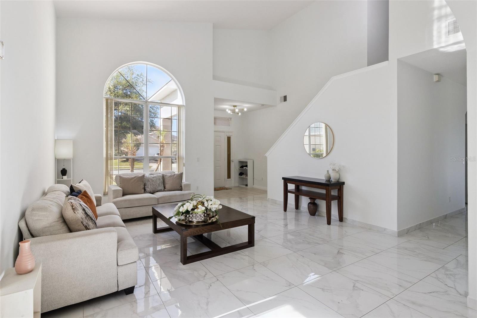 Image 4 of 33 For 2676 Patrician Circle