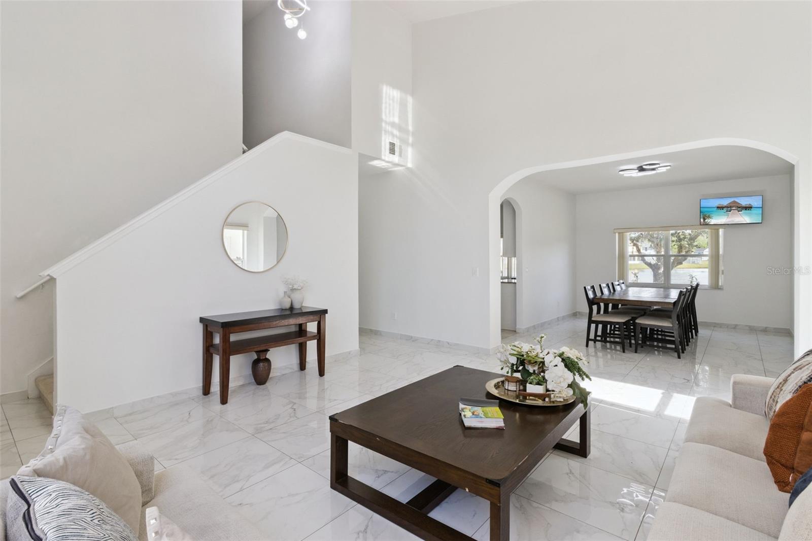 Image 7 of 33 For 2676 Patrician Circle