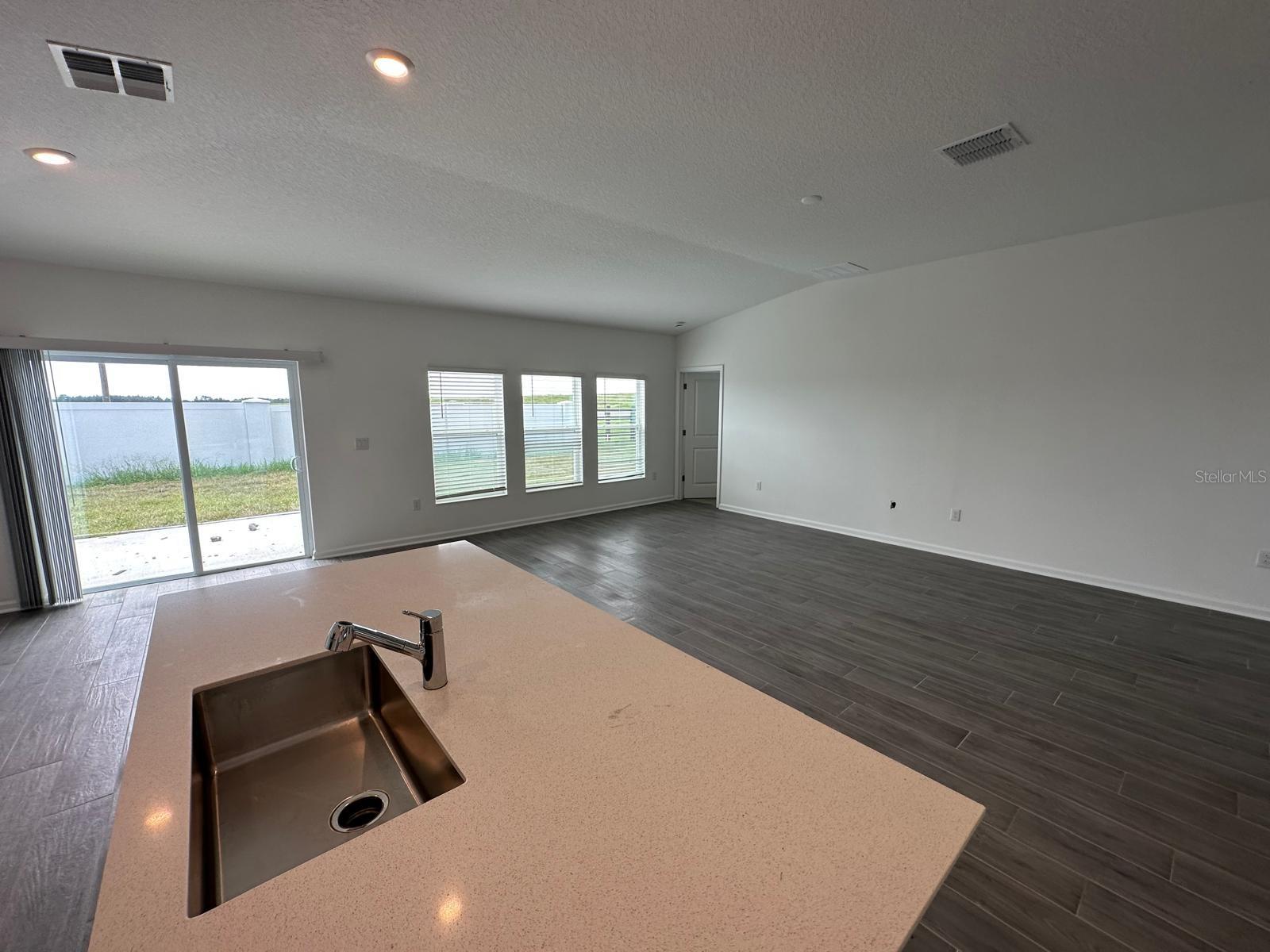 Image 16 of 40 For 652 Trotters Drive