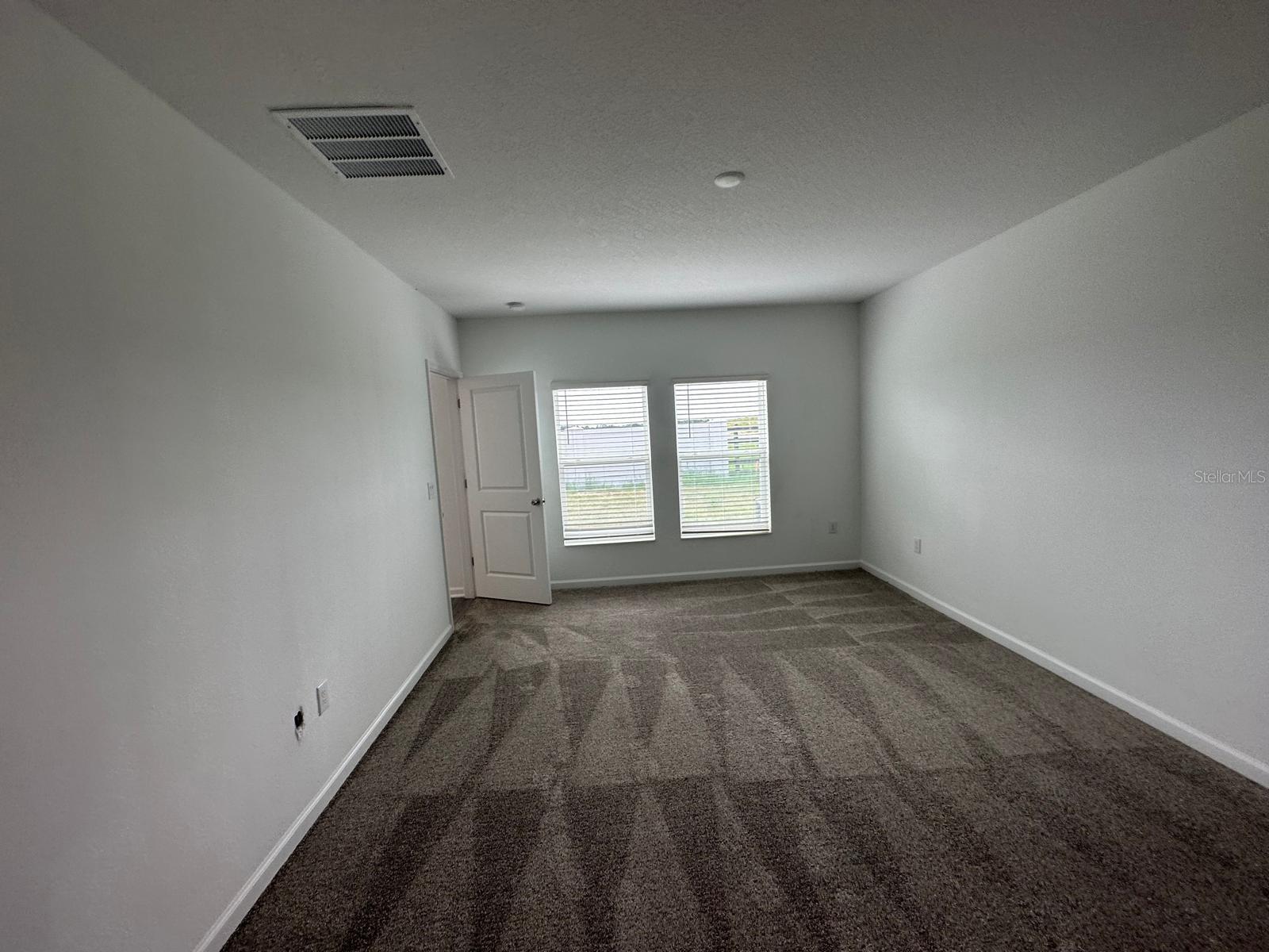 Image 19 of 40 For 652 Trotters Drive