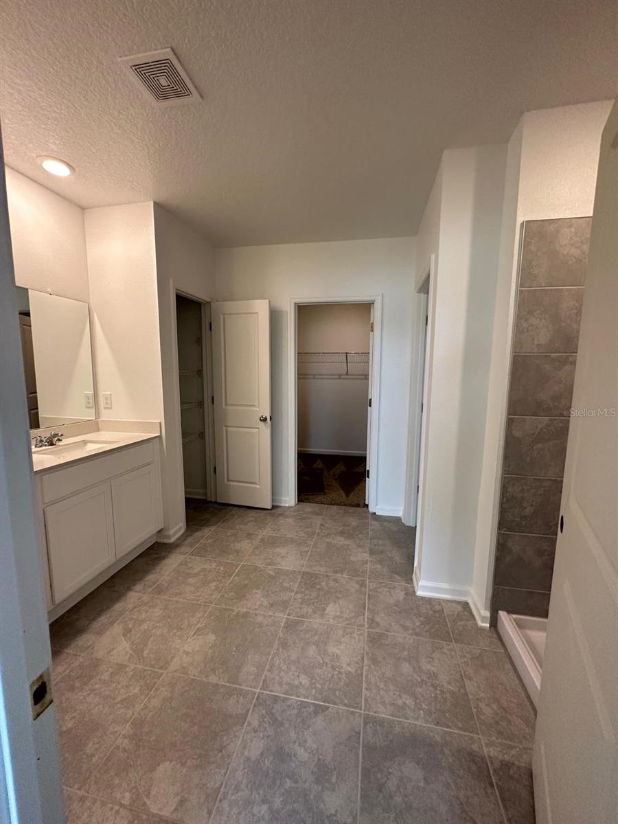 Image 25 of 40 For 652 Trotters Drive
