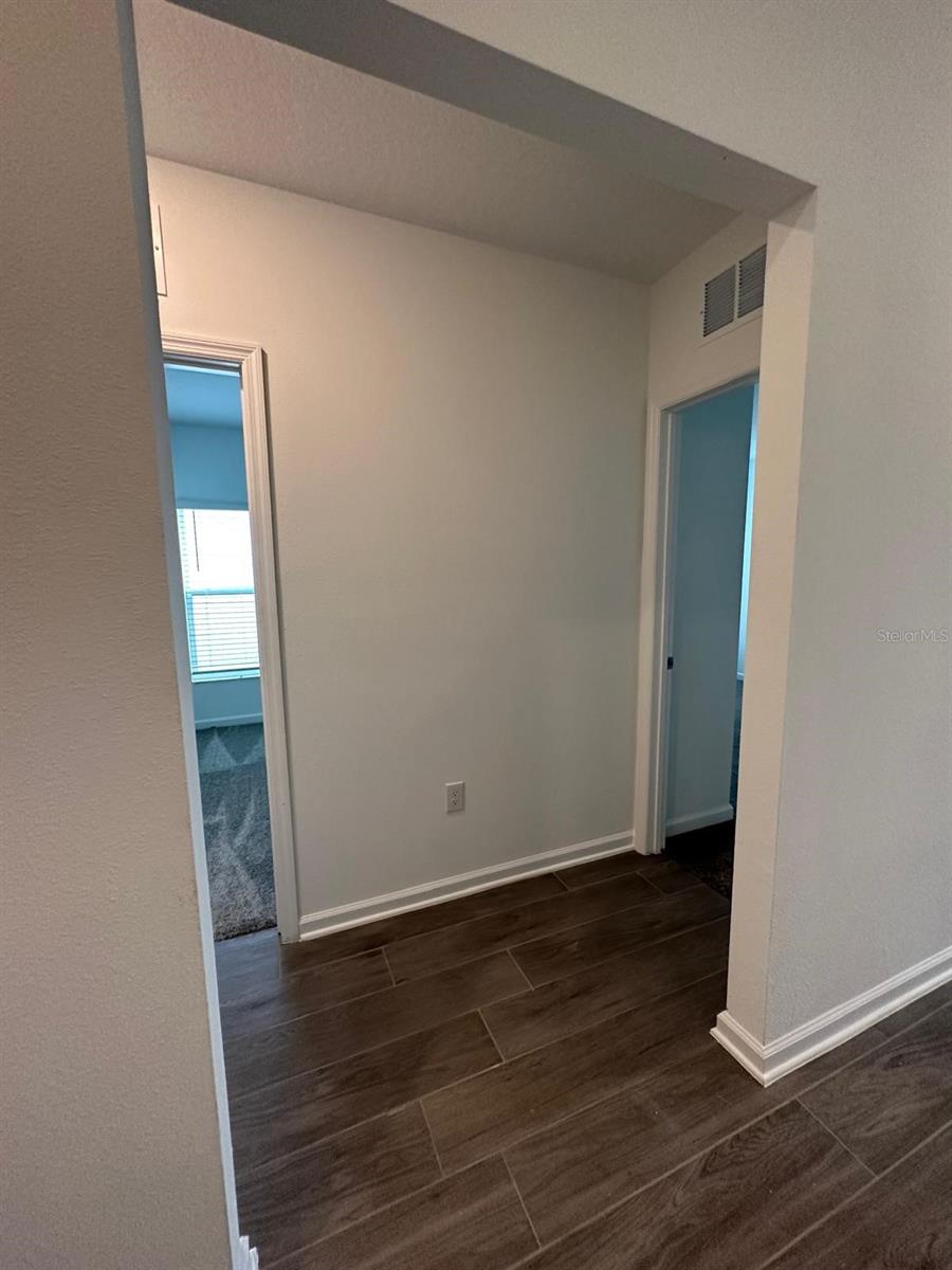 Image 30 of 40 For 652 Trotters Drive